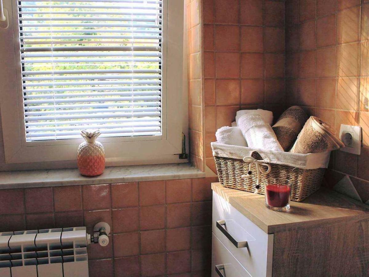 Apartman Ruza 2 Opric エクステリア 写真